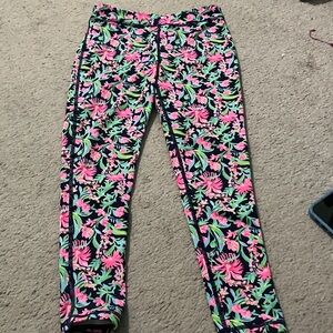 Lily Pulitzer luxletic girls Floral Patterned Leggings size 6-7